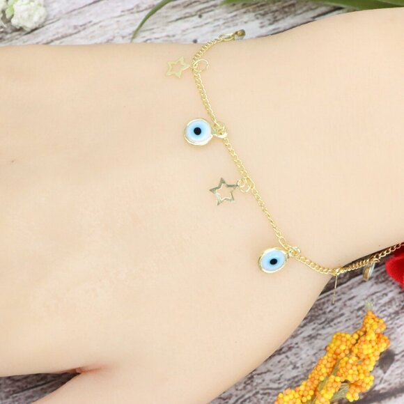 "Trendy Bracelet for Girls & Women – Cute, Adjustable & Gift-Ready | MLCRC1050 - Picture 2 of 10